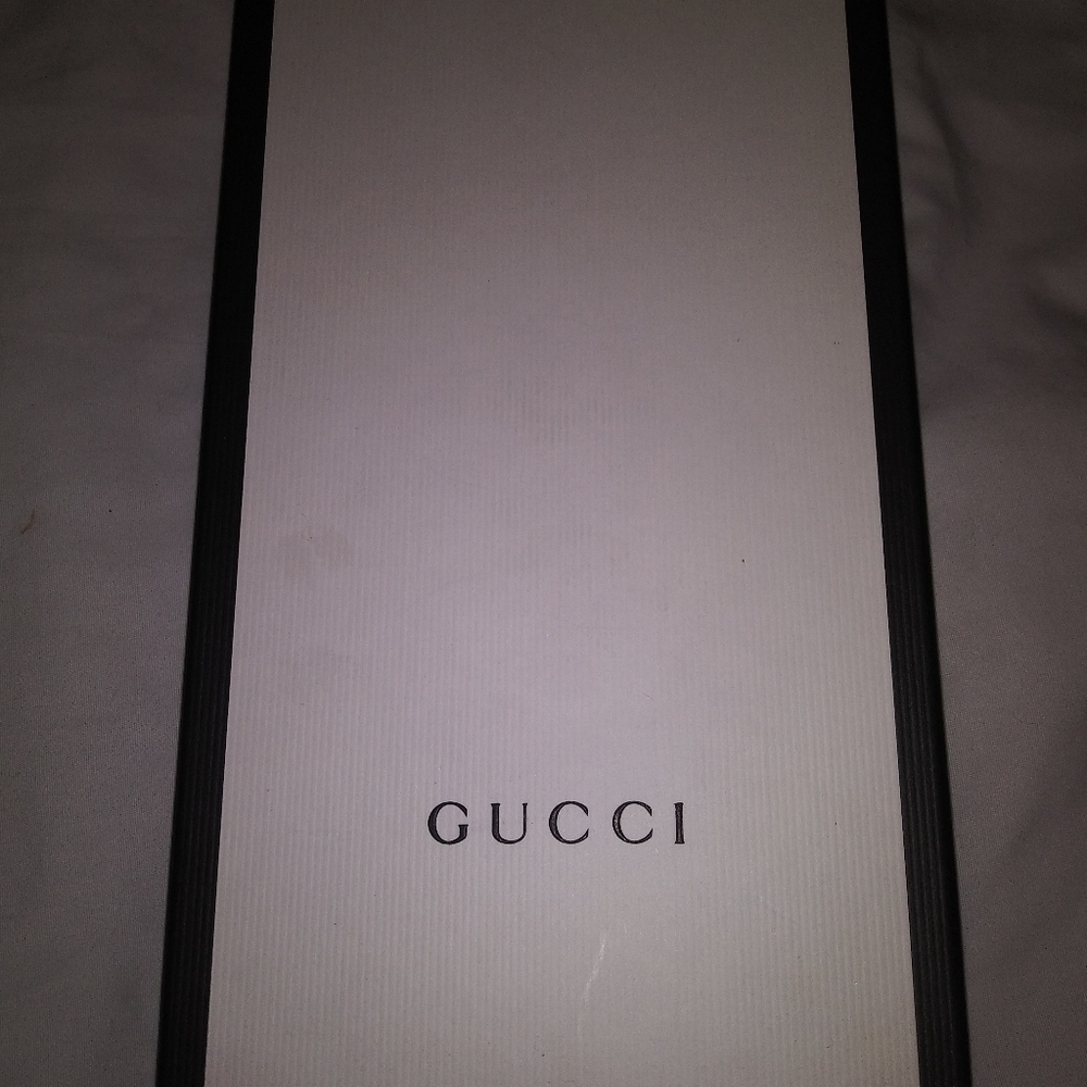 Gucci clutch purse